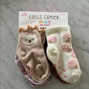 Falls Creek Kids Mid-Crew Socks in Pink and Cream